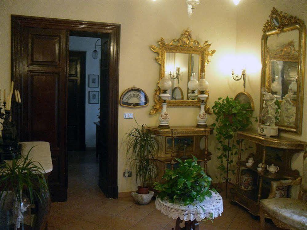 Bed&Breakfast I Vicoletti Di Napoli Esterno foto